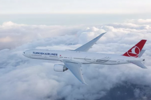 Turkish Airlines celebrates three decades of Manchester flights